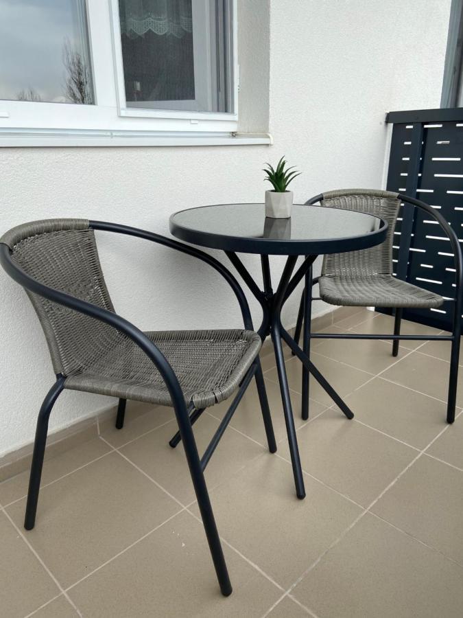 Focus Apartament Floresti  Exterior photo